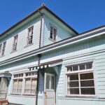 【協同の歴史の瞬間】<br> 賀川豊彦の「乳と蜜の流るゝ郷」（最終回）<br> １９３５（昭和１０）年１２月号　　又平の土地等、競売にかけられる<br> ヤギの乳でチーズを作る講習会を開く<br> 桧原湖畔に結核療養所をつくる<br> 全国産業組合大会の折、兄彦吉と仲直りする<br> 監修／堀越芳昭　山梨学院大学　元教授